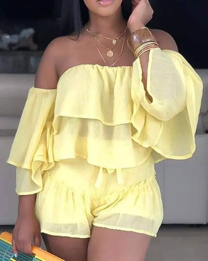 Off shoulder bell sleeve ruffle hem top shorts set